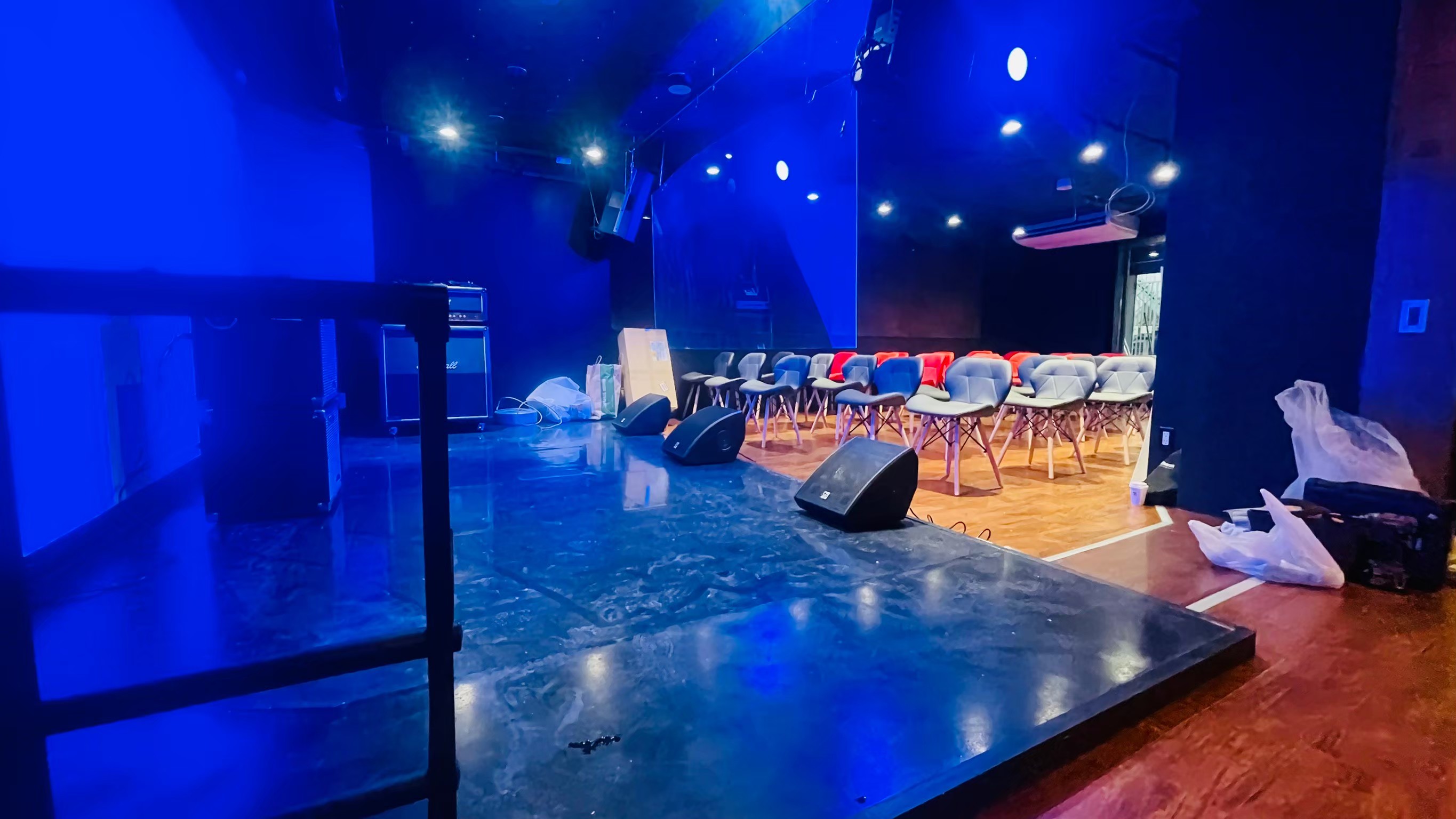 BECKアキバの関連するもの1