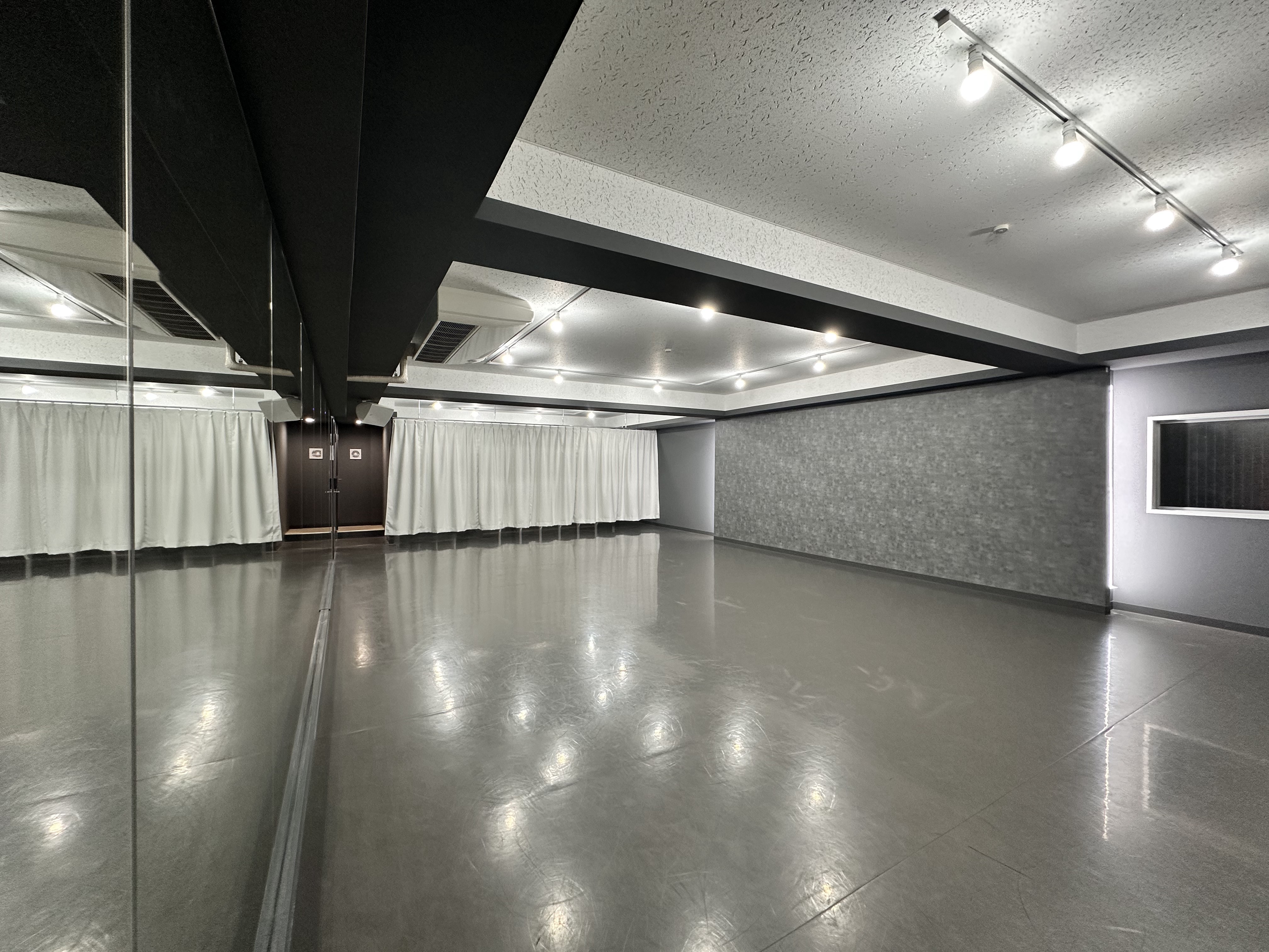 新小岩ビートステップの室内1